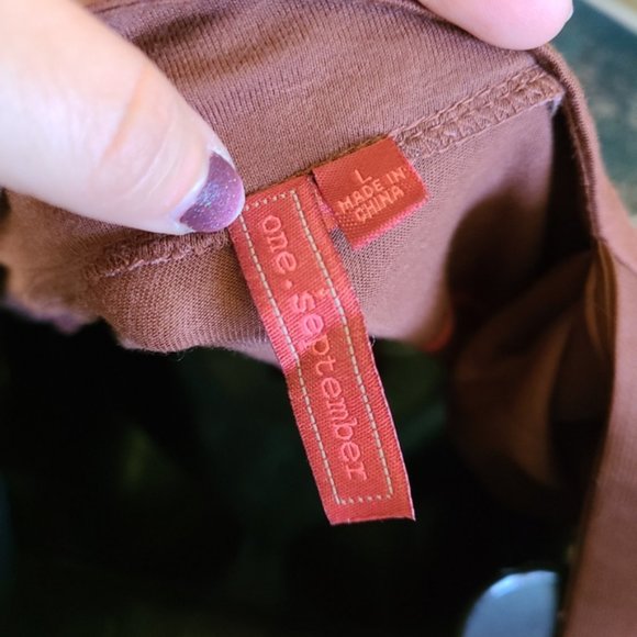 "One September" for Anthropologie, knit top w/ satin cap shoulder ruffle detail - Picture 7 of 11